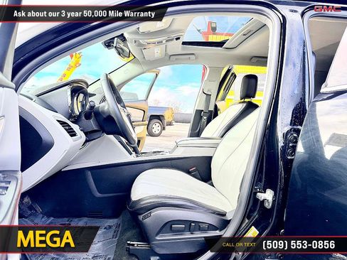 Used 2011 GMC Terrain SLT w/ Cargo Package image 13