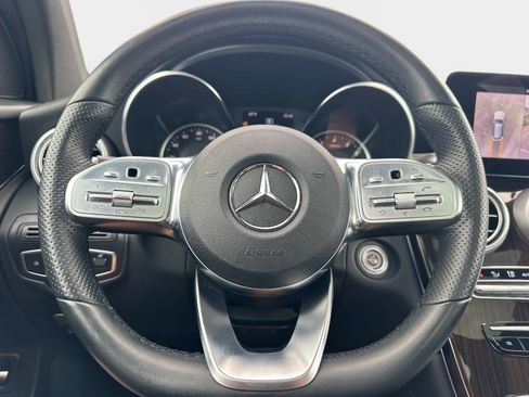 Used 2022 Mercedes-Benz GLC 300 image 24