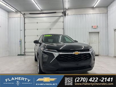 Used 2024 Chevrolet Trax LS w/ LS Convenience Package