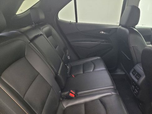 Used 2018 Chevrolet Equinox Premier image 19