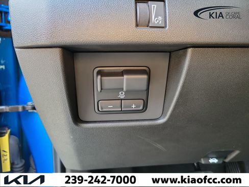 Used 2023 Chevrolet Colorado Trail Boss w/ Advanced Trailering Package AWD/4WD image 22