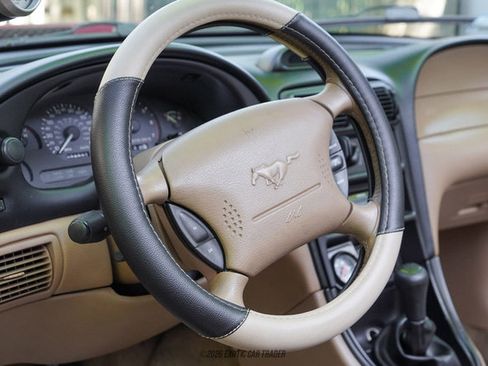 Used 1995 Ford Mustang GT RWD image 41