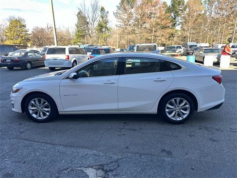 Used 2024 Chevrolet Malibu LT image 2