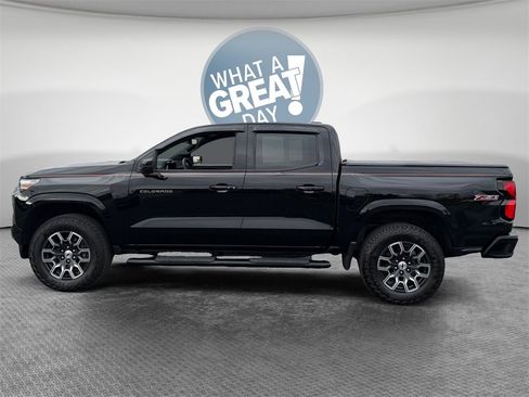 Certified 2024 Chevrolet Colorado Z71 w/ Z71 Convenience Package 2 image 7