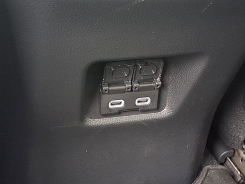 Used 2023 Toyota RAV4 Limited AWD/4WD image 24