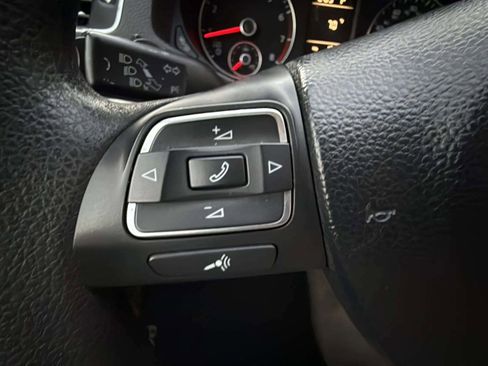 Used 2014 Volkswagen Passat 1.8T S image 31