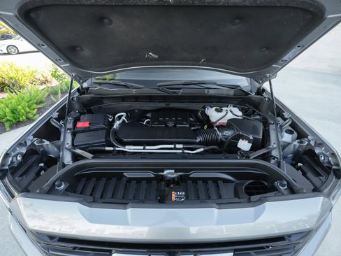 Used 2024 GMC Sierra 1500 Elevation image 44