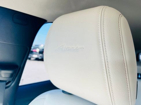 Used 2024 Buick Encore GX Avenir w/ Avenir Convenience Package image 31