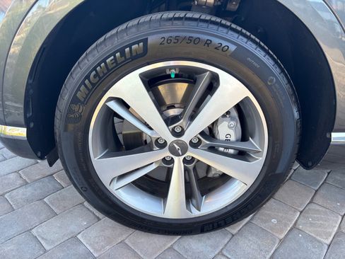 Used 2022 Genesis GV80 2.5T w/ Prestige Package 05 image 26