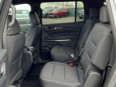 New 2026 Chevrolet Traverse LT w/ Driver Confidence Package image 13