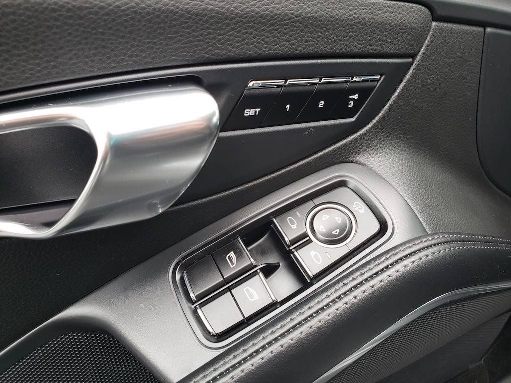 Used 2013 Porsche Boxster RWD image 17