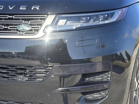 Used 2023 Land Rover Range Rover Sport SE AWD/4WD image 10
