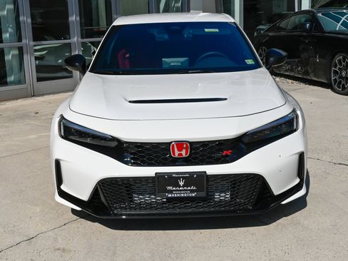 Used 2025 Honda Civic Type R image 2