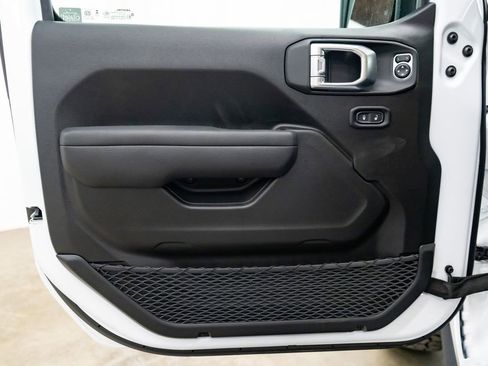 New 2026 Jeep Gladiator Rubicon AWD/4WD image 22