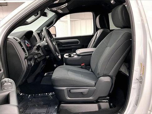 Used 2024 RAM 3500 Tradesman image 19