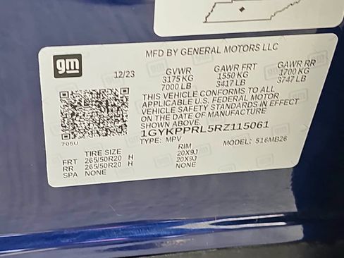 Certified 2024 Cadillac Lyriq Luxury AWD/4WD image 35