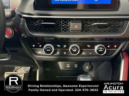 Used 2025 Acura ADX A-Spec image 9