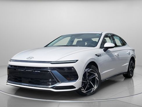 New 2026 Hyundai Sonata SEL image 2