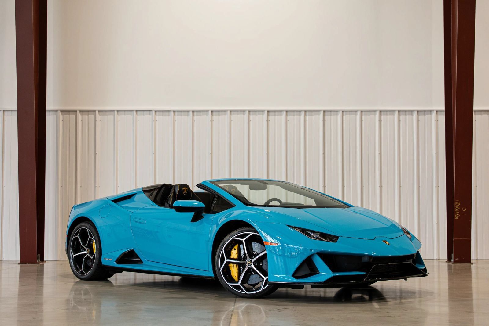 Used 2020 Lamborghini Huracan EVO AWD/4WD image 1