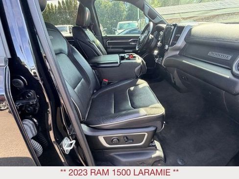 Used 2023 RAM 1500 Laramie AWD/4WD image 10