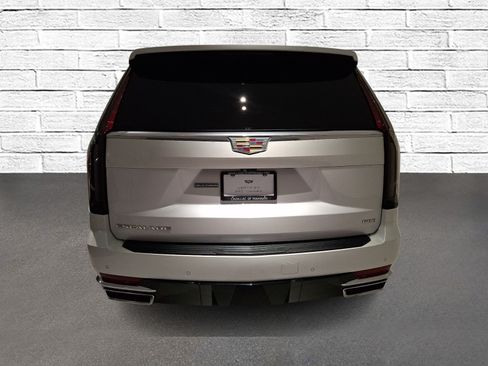 Certified 2023 Cadillac Escalade Premium Luxury AWD/4WD image 5