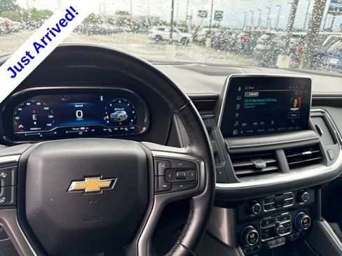 Used 2023 Chevrolet Suburban Premier RWD image 10