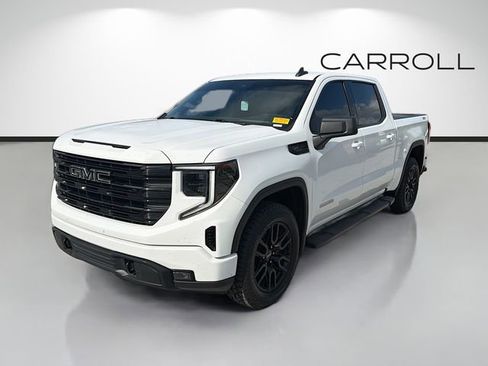 Used 2023 GMC Sierra 1500 Elevation w/ LPO, Elevation Black Package AWD/4WD image 7
