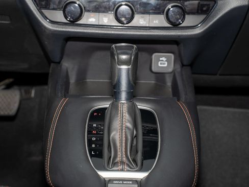 Certified 2024 Honda HR-V Sport image 25