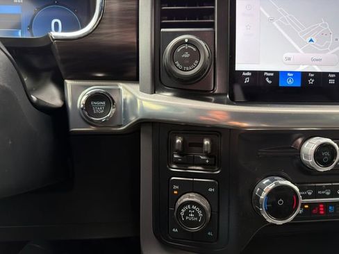 Used 2024 Ford F150 Lariat w/ FX4 Off-Road Package image 36