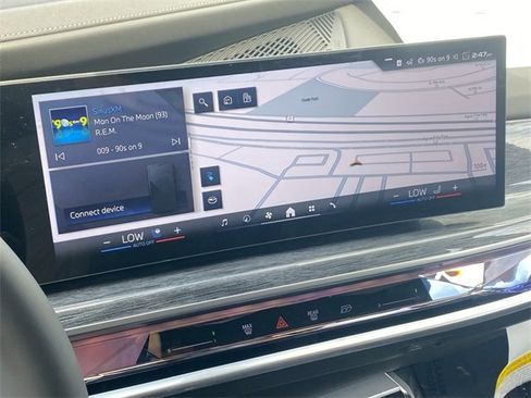 New 2025 BMW i7 M70 image 21