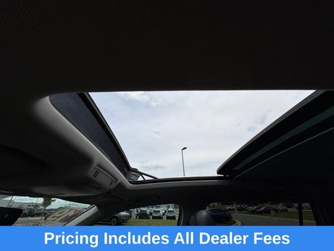 Used 2019 Volkswagen Tiguan SEL FWD image 26