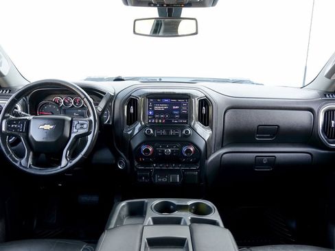 Used 2020 Chevrolet Silverado 2500 LTZ AWD/4WD image 33