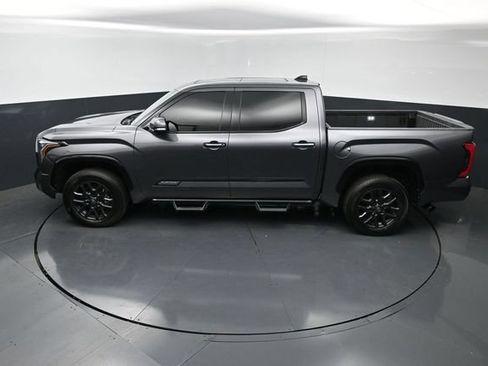 Used 2023 Toyota Tundra Platinum AWD/4WD image 17