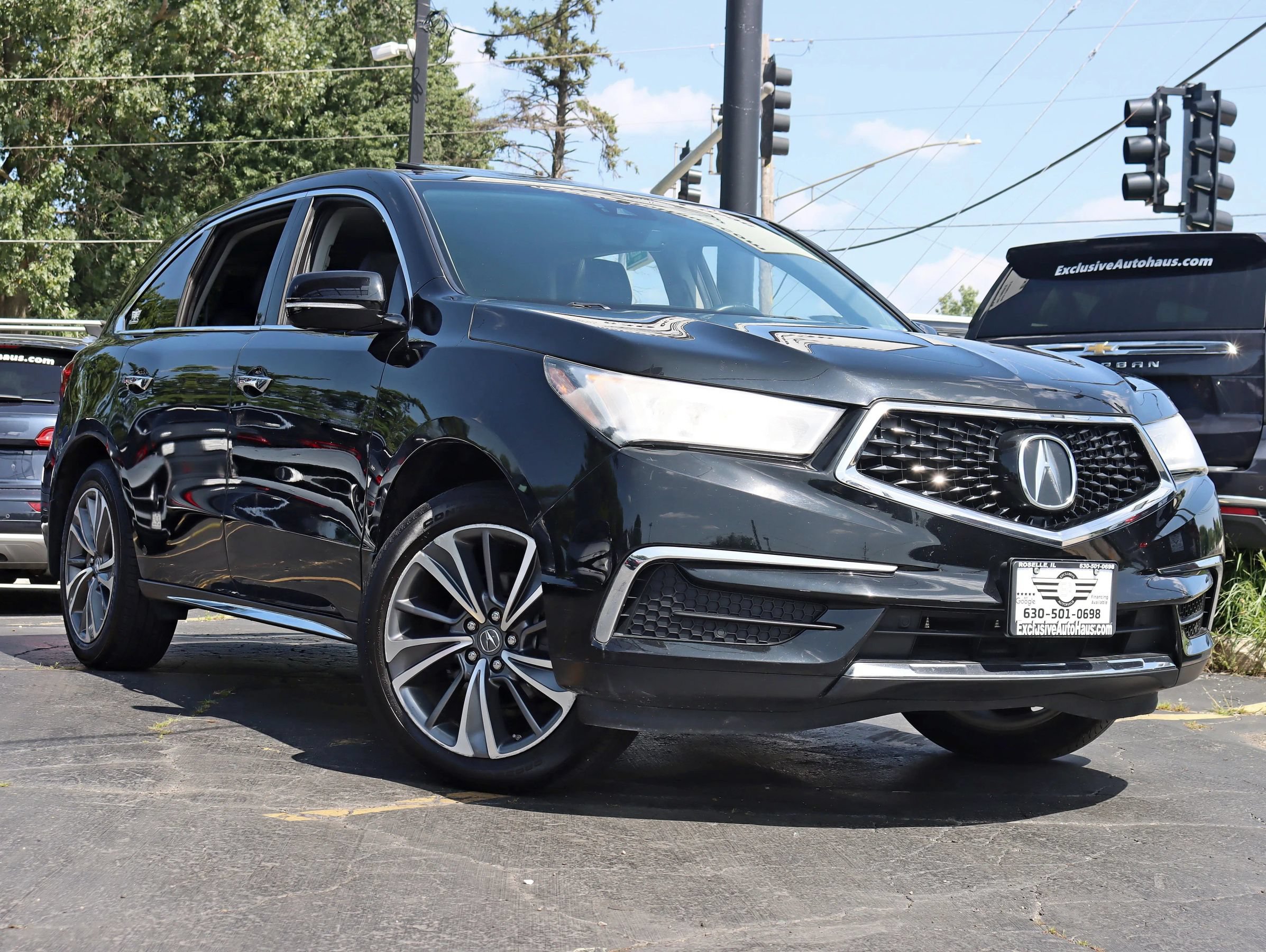 Used 2017 Acura MDX w/ Technology Package AWD/4WD image 8
