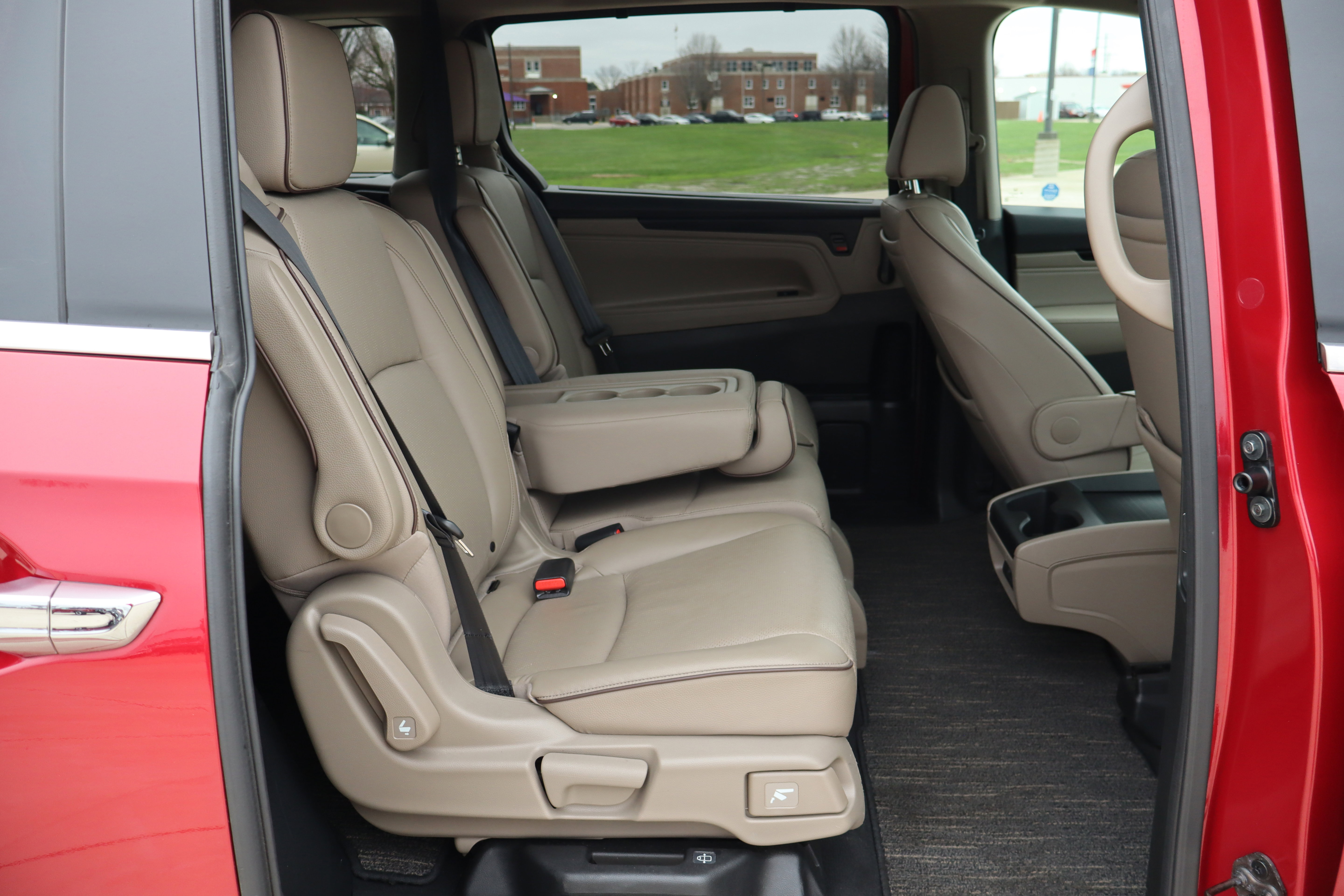 Used 2024 Honda Odyssey Elite image 14