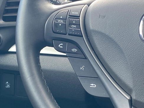 Used 2019 Acura ILX image 8