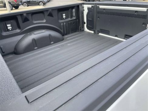 New 2025 Ford F150 Platinum w/ Equipment Group 702A High image 8