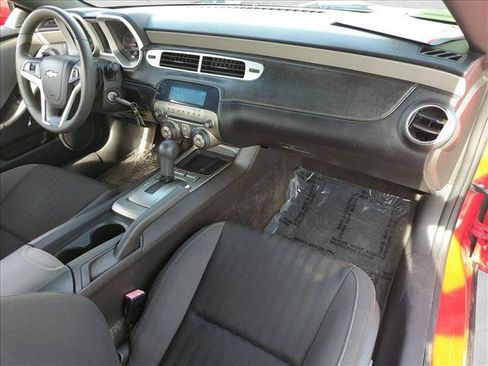 Used 2015 Chevrolet Camaro LS RWD image 20
