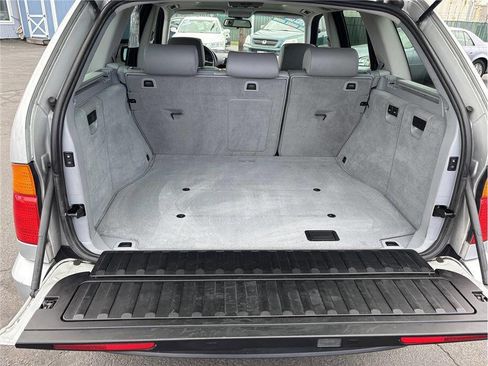 Used 2002 BMW X5 3.0i image 16