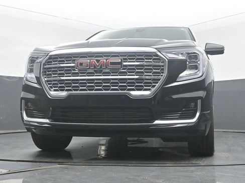 Used 2023 GMC Terrain Denali w/ Denali Premium Package AWD/4WD image 46