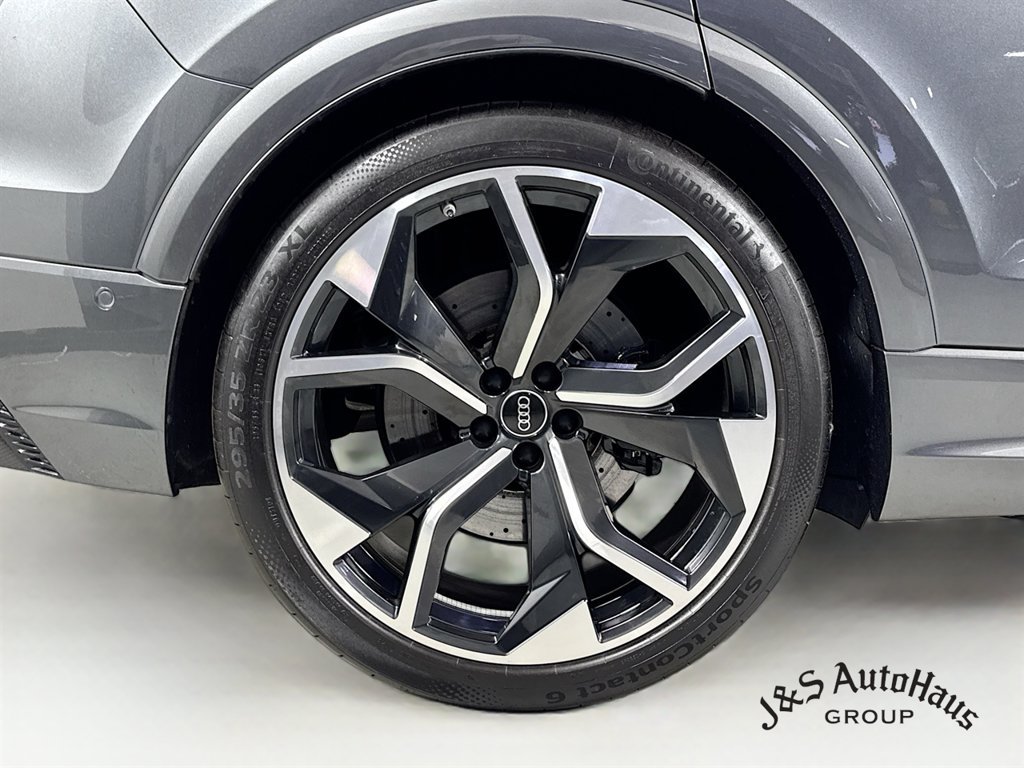 Used 2023 Audi RS Q8 w/ Black Optic Package AWD/4WD image 35