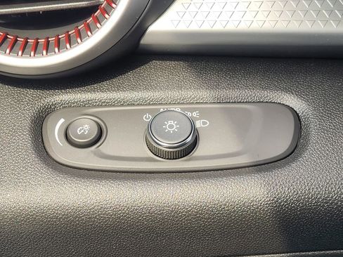 New 2026 Chevrolet Trax RS image 22