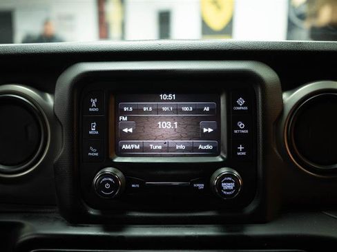 Used 2020 Jeep Gladiator Sport w/ Quick Order Package 24S image 17