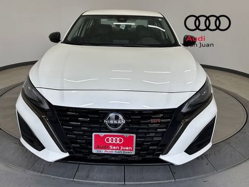 Used 2023 Nissan Altima 2.5 SR image 2