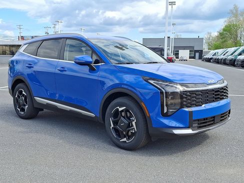 New 2026 Kia Sportage EX AWD/4WD image 2