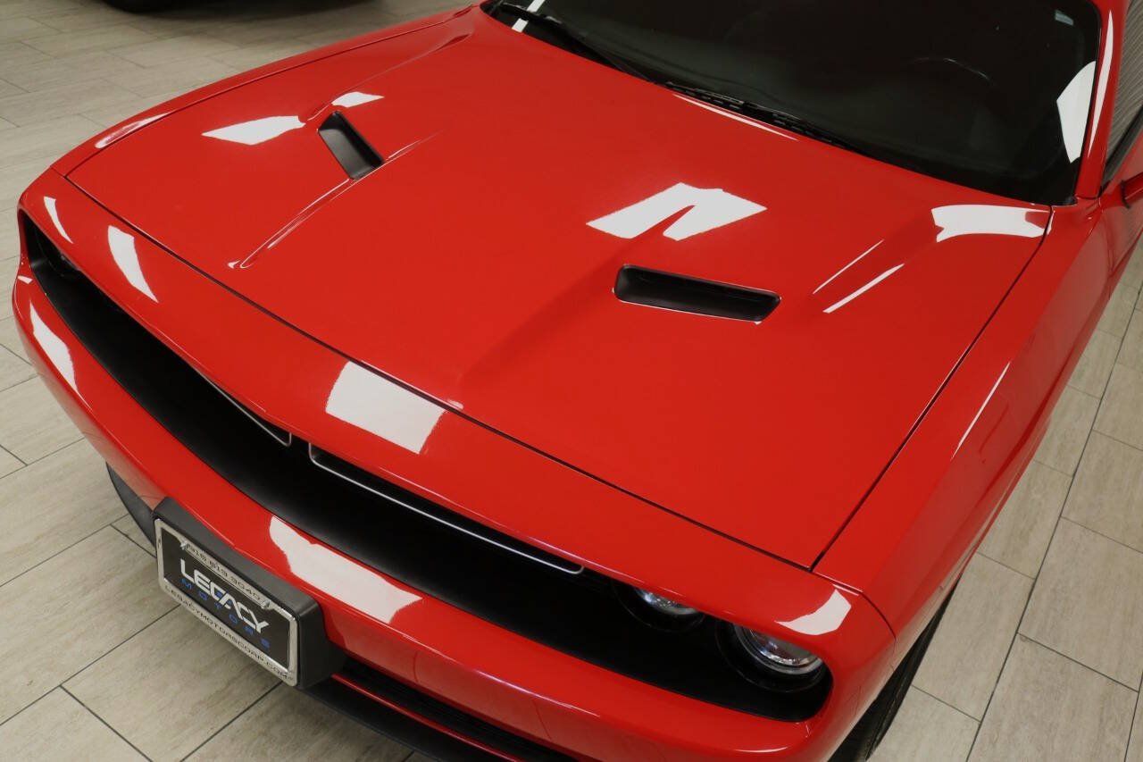 Used 2023 Dodge Challenger SXT RWD image 98
