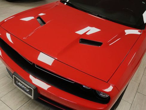 Used 2023 Dodge Challenger SXT RWD image 98