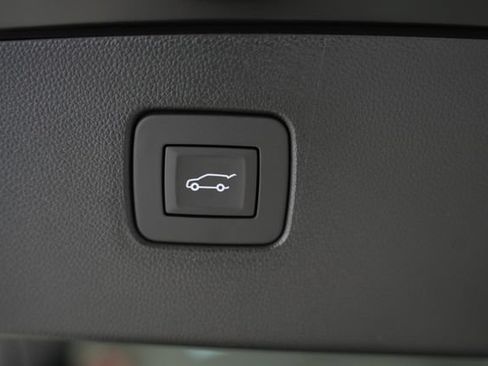 New 2026 Buick Envista Avenir FWD image 9
