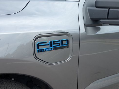 Certified 2024 Ford F150 Lightning Flash AWD/4WD image 12