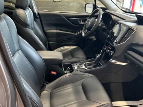 Used 2023 Subaru Forester Touring AWD/4WD image 16